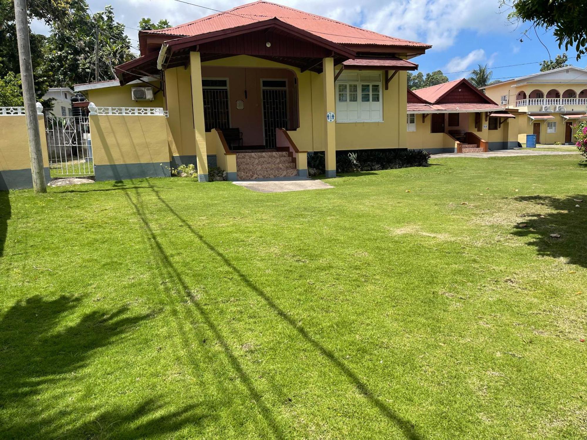 Little Shaw Park Guest House Ocho Rios Luaran gambar